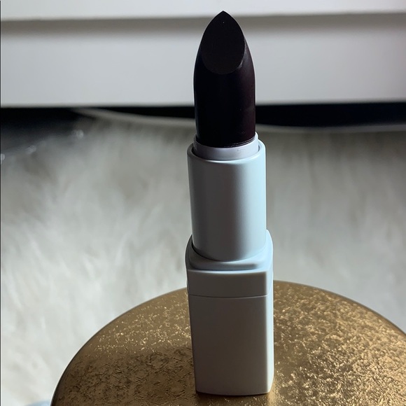 LIPSTICK - Picture 5 of 5